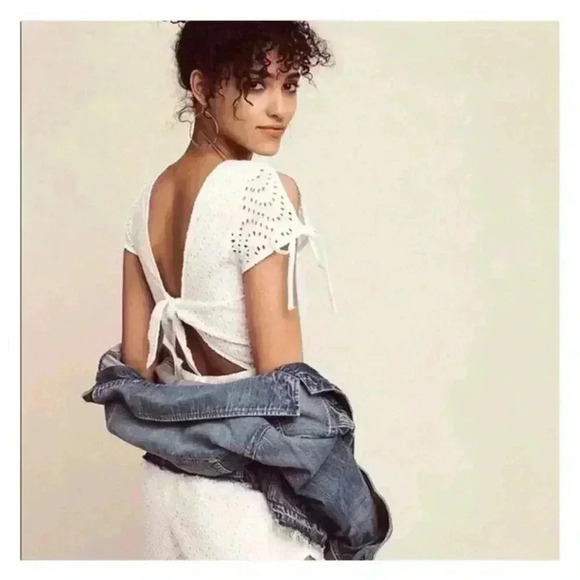 Express Romper One-Piece White Eyelet Lace Cut Out Back Pockets Size 4 - Picture 2 of 8